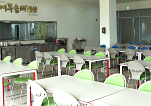 1층 식당(여우솜씨밥상) 모습